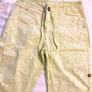 Crop pants. Size Large. Green tropical subtle print. Fresh Produce